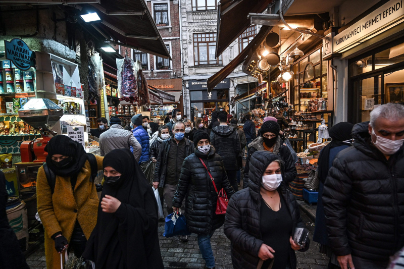 Bilim Kurulu üyesi açıkladı! İşte büyükşehirlerdeki vaka düşüş oranı