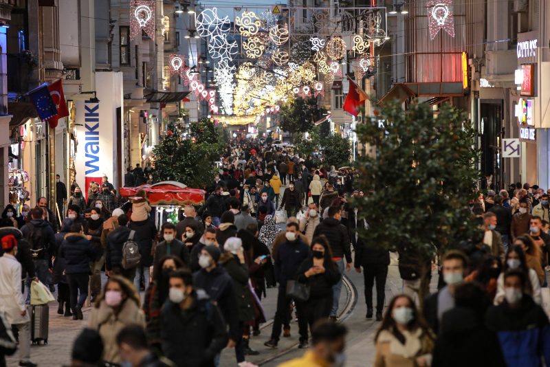 Bilim Kurulu üyesi açıkladı! İşte büyükşehirlerdeki vaka düşüş oranı