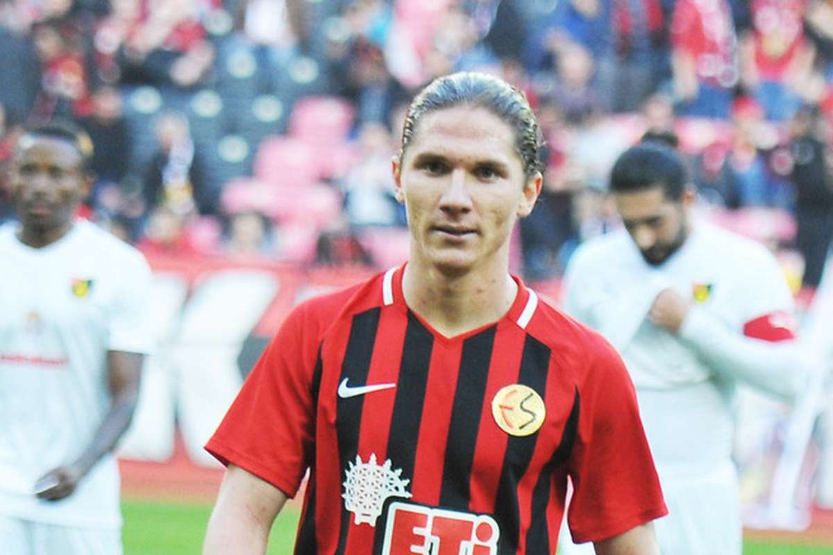 Galatasaray ve Fenerbahçe arasında yeni transfer savaşı! Ocak ayında büyük rekabet olacak