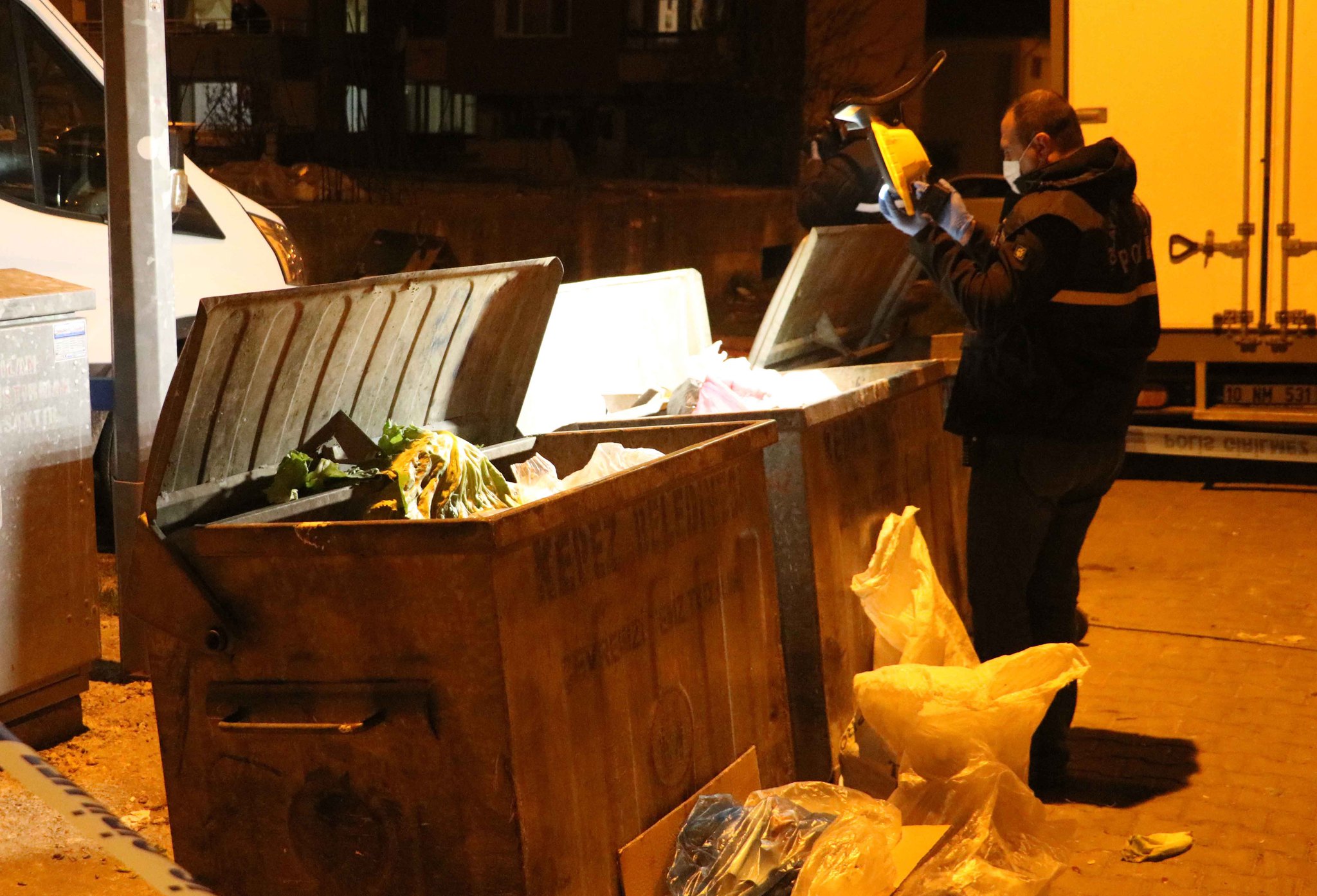 Çanakkale’de insanlık dışı olay! Çöp konteynerine bırakılan bebek hayatını kaybetti