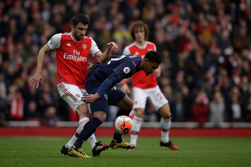 Fenerbahçe haberleri | Stoper kabusuna son! İşte listedeki ilk isim