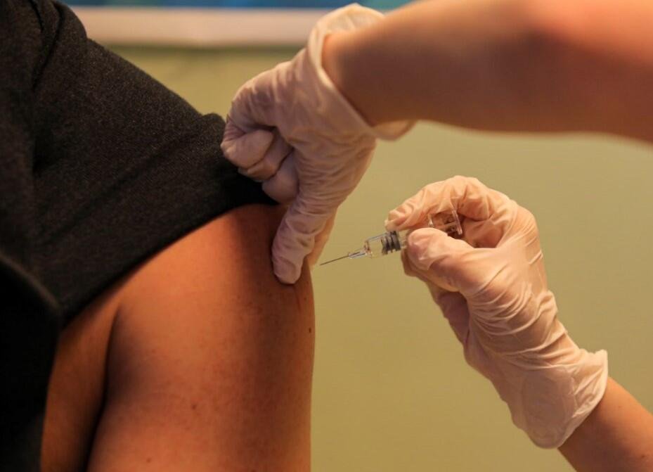 Koronavirüs aşısı son durum | Milyonların merakla beklediği gün geldi!