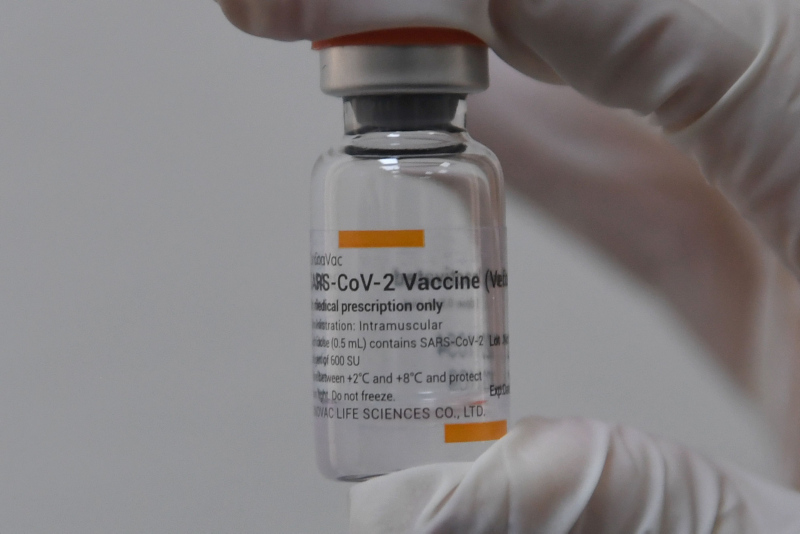 Korona aşısı olanlar yan etkilerle karşılaştığında ne yapacak? Sağlık Bakanlığından flaş açıklama