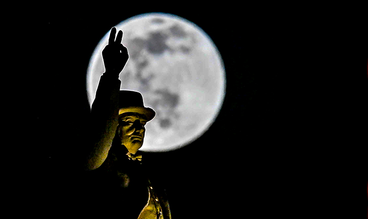 Yılın ilk dolunayı! Kartpostallık görüntüler oluştu