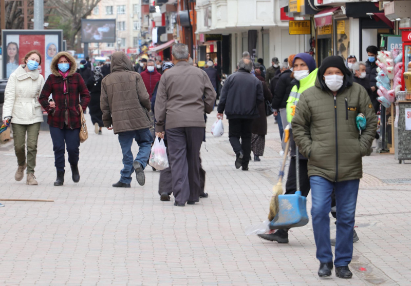 Cerrahpaşa Dekanı Prof. Dr. Gönen’den korkutan uyarı: İkinci dalga tsunami gibiydi