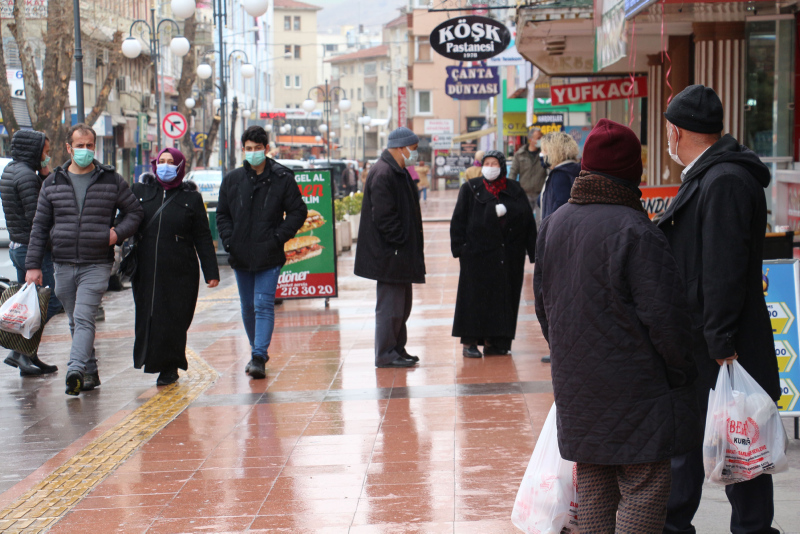 Cerrahpaşa Dekanı Prof. Dr. Gönen’den korkutan uyarı: İkinci dalga tsunami gibiydi