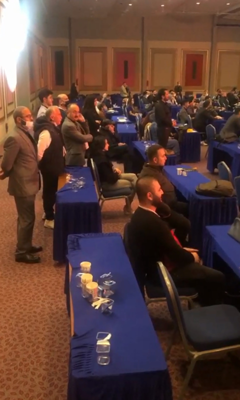 Antalya’da ’pes’ dedirten görüntü! 1900 kişi ne maske taktı ne de mesafe kuralına uydu