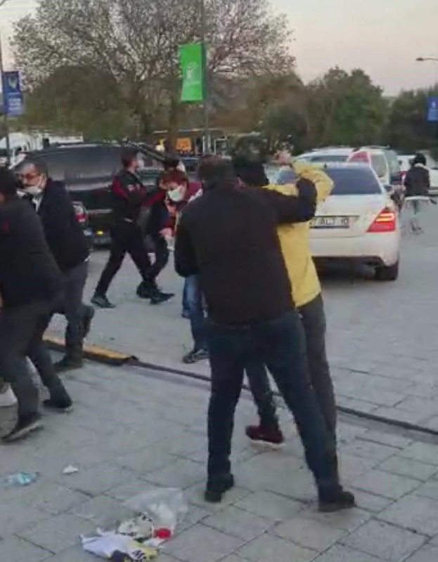 Mustafa Üstündağ’ın karıştığı silahlı kavganın görüntüleri ortaya çıktı! Yaşanan dehşet gözler önüne serildi