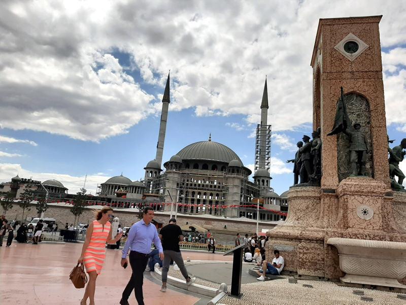 Hazırlıklar tamamlandı! İşte Taksim Camii’nin açılış tarihi