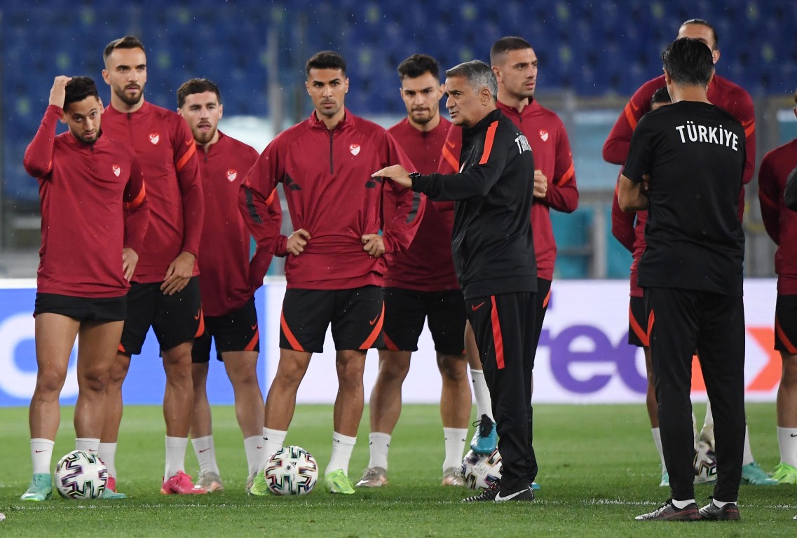 EURO 2020 İtalya-Türkiye maçı öncesi Şenol Güneş'ten flaş açıklamalar | İşte Türkiye'nin taktiği