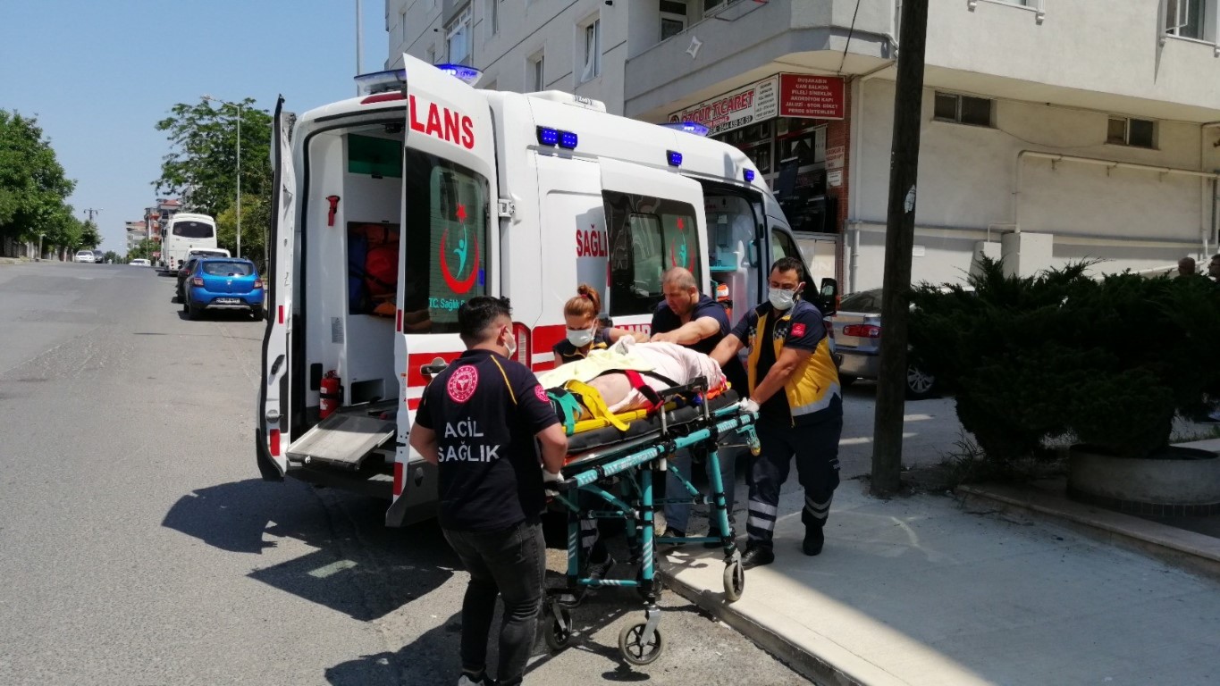 Çerkezköy’de korkunç olay! Balkondan arabanın üstüne düşen kadın öldü