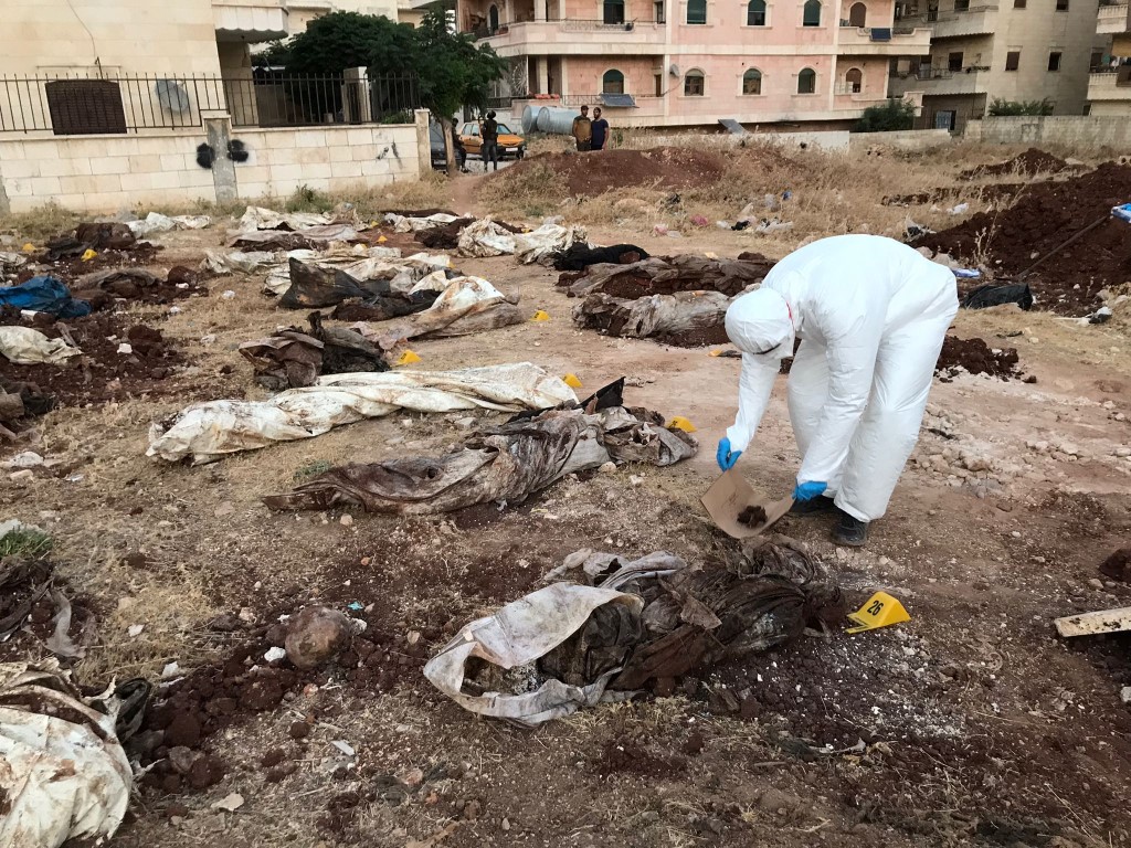 SON DAKİKA: YPG-PKK’dan büyük katliam! Afrin’de toplu mezardan çıkarılan ceset sayısı 68’e yükseldi