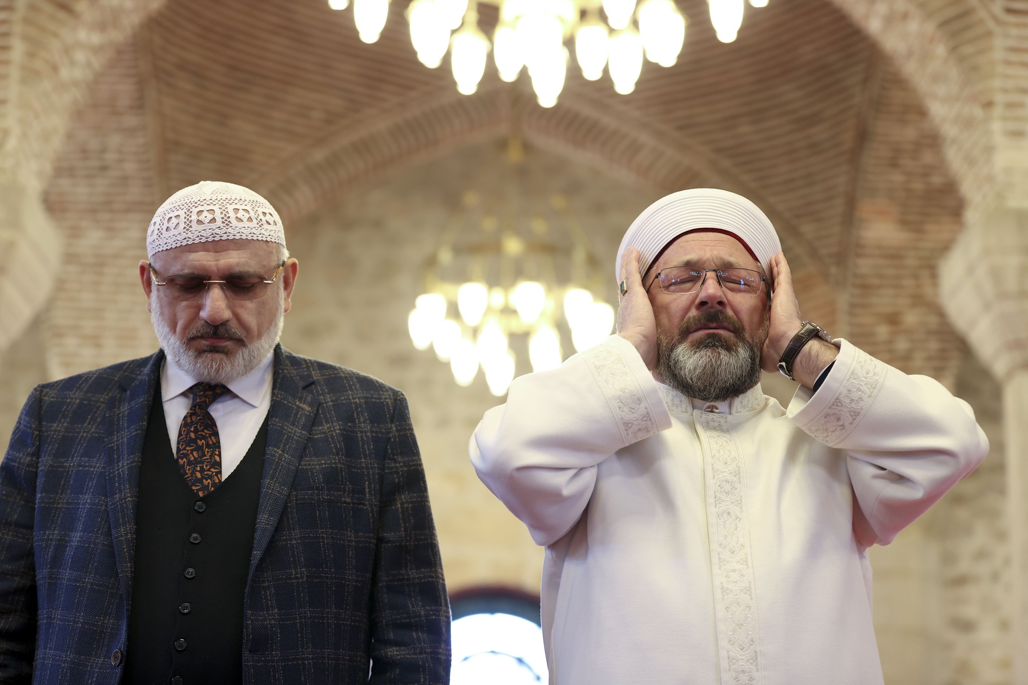 Diyanet İşleri Başkanı Erbaş ve Hafiz Osman Şahin Şuşa’da çifte ezan okudu