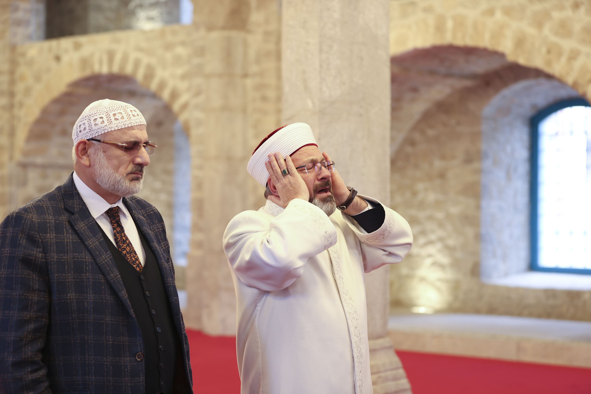 Diyanet İşleri Başkanı Erbaş ve Hafiz Osman Şahin Şuşa’da çifte ezan okudu