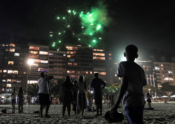 Dünyaca ünlü Copacabana Plajı’ndaki yılbaşı kutlamasına Omicron engeli