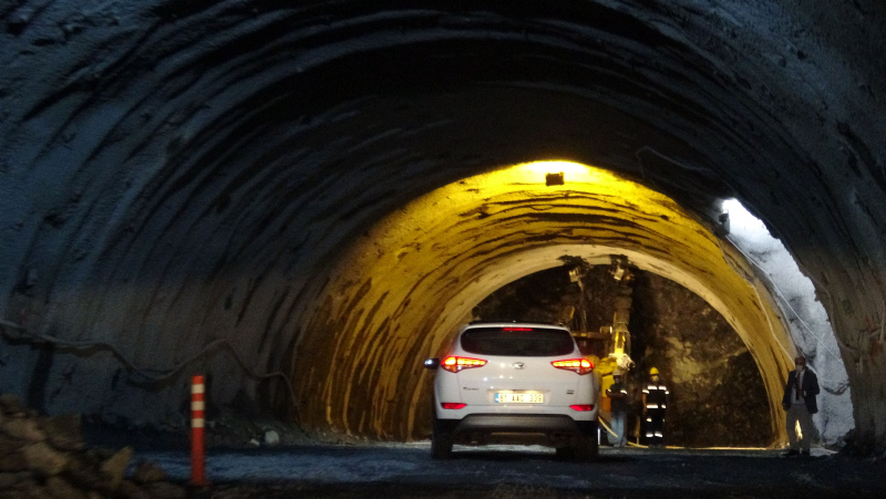 Dünyanın en uzun 3’üncü tüneli: Zigana! 58,1 milyon TL tasarruf sağlanacak