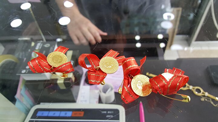 Putin’in talimatı sonrası altın fiyatları yükselişe geçti! Son bir yılın zirvesinde! İşte 22 Şubat altın fiyatları