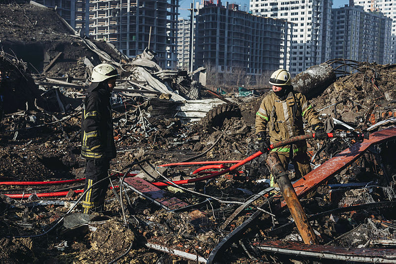 Kiev’de 35 saatlik sokak yasağı! A Haber ateş hattında... Korkunç iddia:  Düştüğü yeri buharlaştıran…