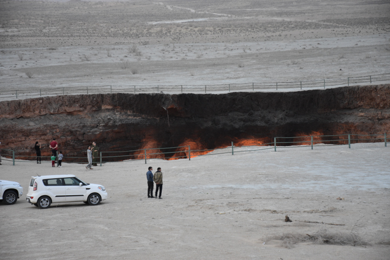 Yıllardır yanıyor! Cehennem kapısı kapatılacak