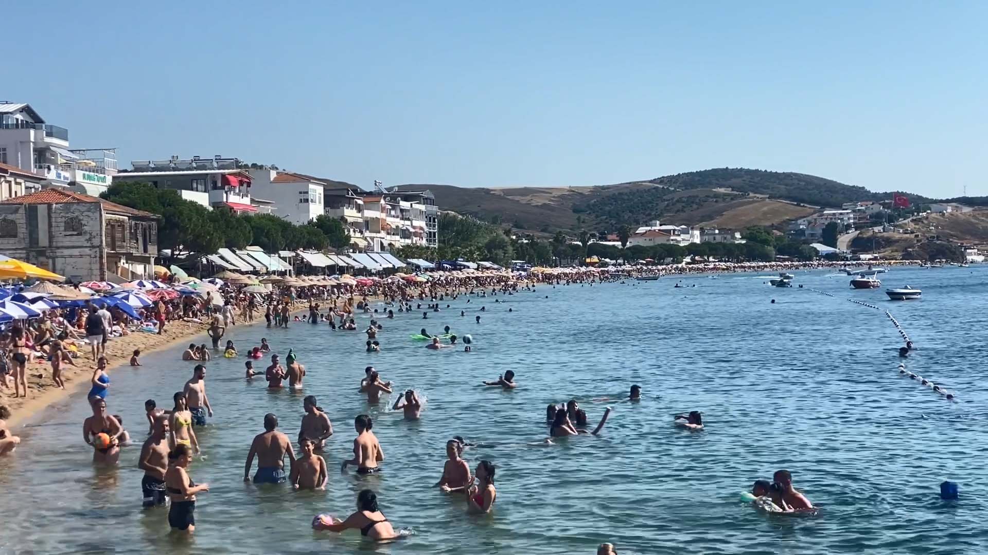 Nüfus 20 kat arttı! Avşa, Ekinlik ve Marmara Adası’na ziyaretçi akını