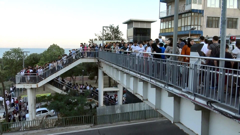 Ne yürüyen merdiven var ne de asansör! Arızalara müdahale etmeyen CHP’li İBB’ye vatandaşlardan sert tepki