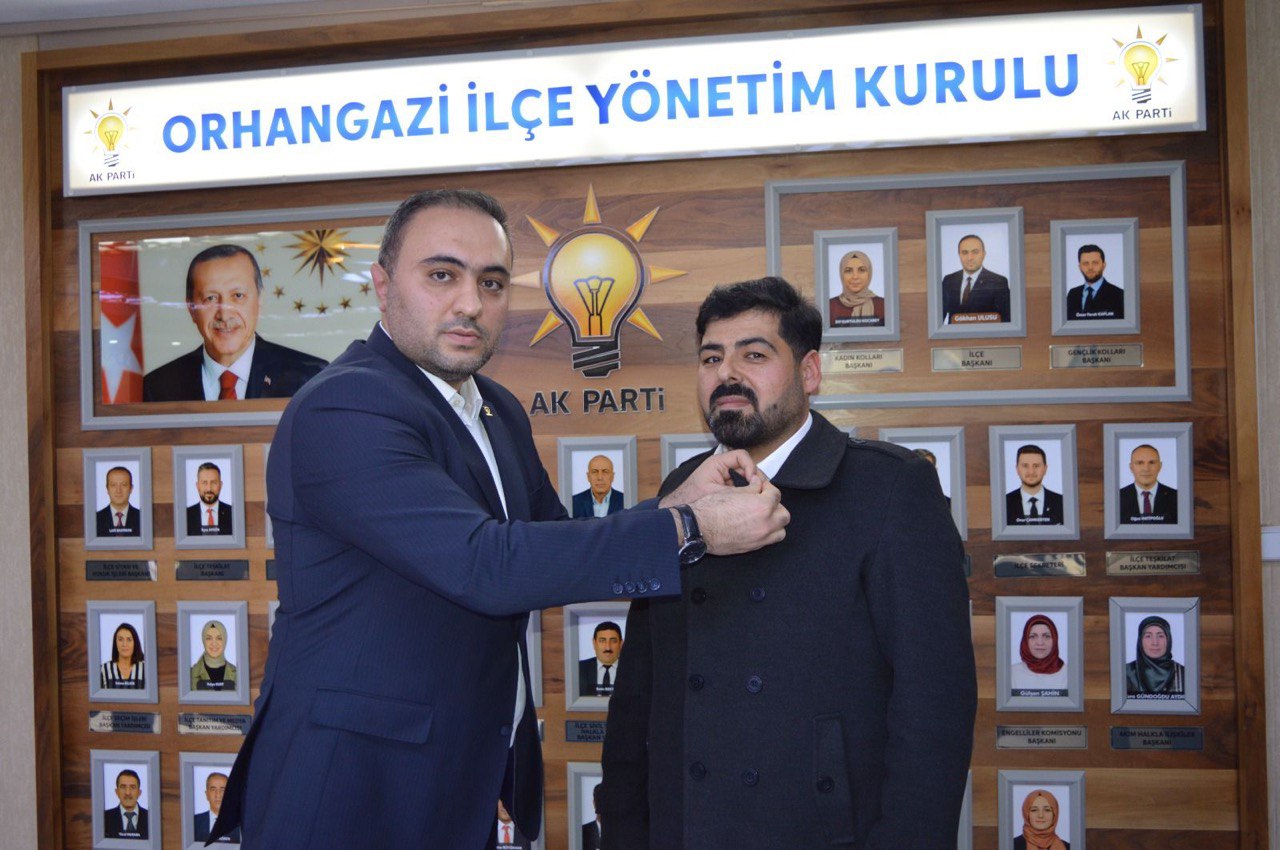 Yeniden Refah Partisi’nde istifa fırtınası: 120 kişi AK Parti’ye geçti