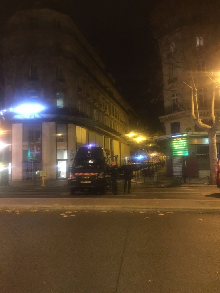 Hollande: Saldırılar DAEŞ tarafından gerçekleştirildi