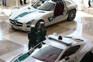 Dubai polis filosuna Porsche 918 Spyder da katıldı - 1