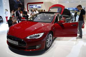 Tesla Model S P85D