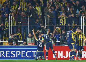 Fenerbahçe tur için büyük avantaj elde etti