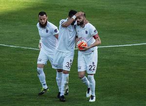 Trabzonsporlu futbolculardan asker selamı