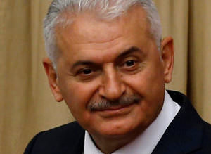 Mecliste Binali Yıldırıma büyük ilgi