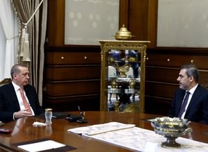 MİT Müsteşarı Hakan Fidan sakal bıraktı