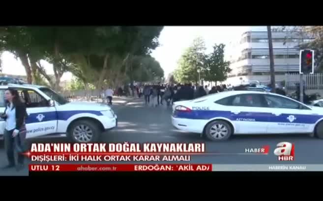 Dışişleri: İki halk ortak karar almalı