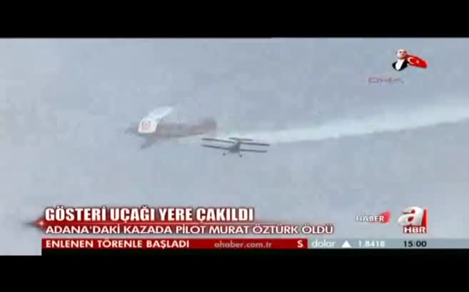 Adana'da gösteri uçağı düştü