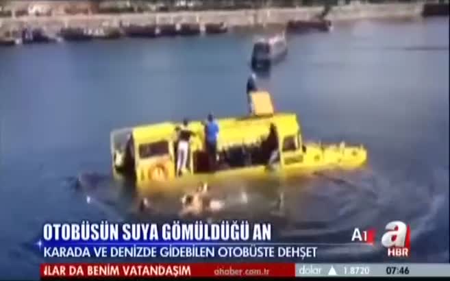 Otobüsün suya gömüldüğü an