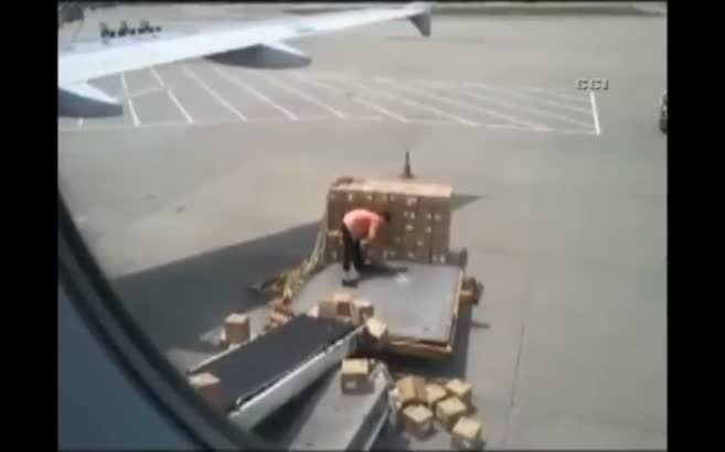 Bakın kargolarınız nasıl taşınıyor!