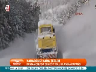 Kar geçit vermiyor