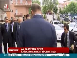 İdris Naim Şahin istifa etti