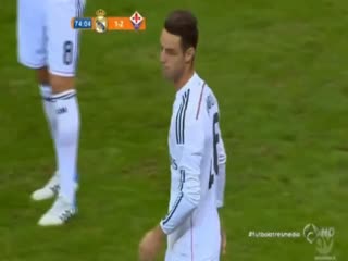 Sahaya atlamanın böylesi! Kurnaz...