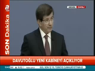 Davutoğlu yeni kabineyi açıkladı