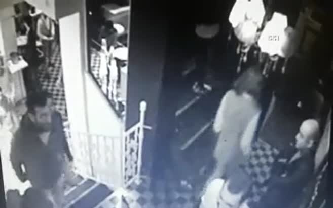 Ümit Karan'ın mekanına silahlı saldırı