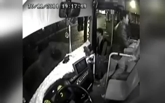 Liseli kız alkol komasına girdi
