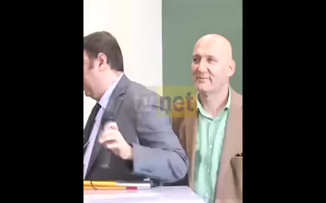 CHP'li Belediye Başkanı'ndan engelliye tokat