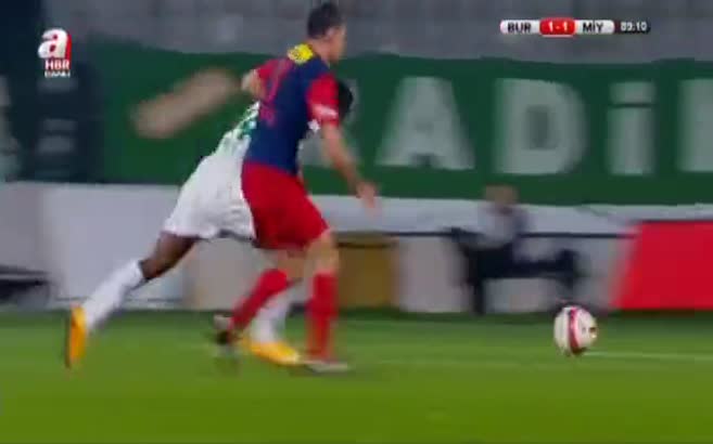 Bursaspor penaltıyı böyle kaçırdı