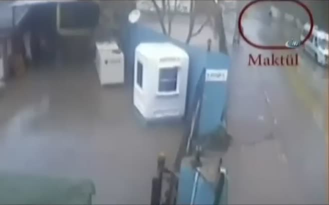 Öldürdüğü adamın cesedini kuyuya attı