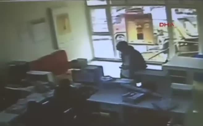 Kağıthane'de akılalmaz kaza: 1 ölü