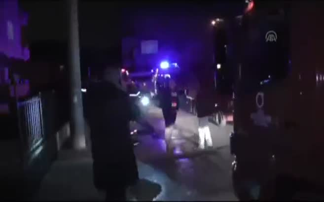 Kız öğrenci yurdunda yangın paniği