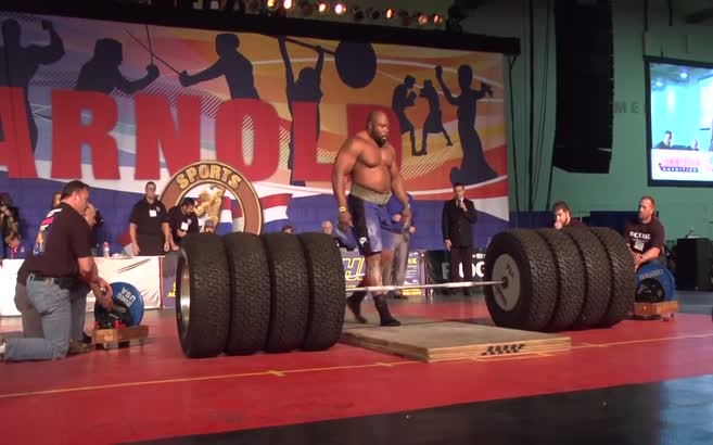 511.5 kiloyu kaldırdı