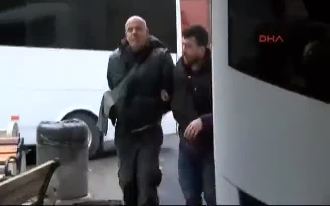 İngiliz ajandan Türkçe teröre destek sloganı